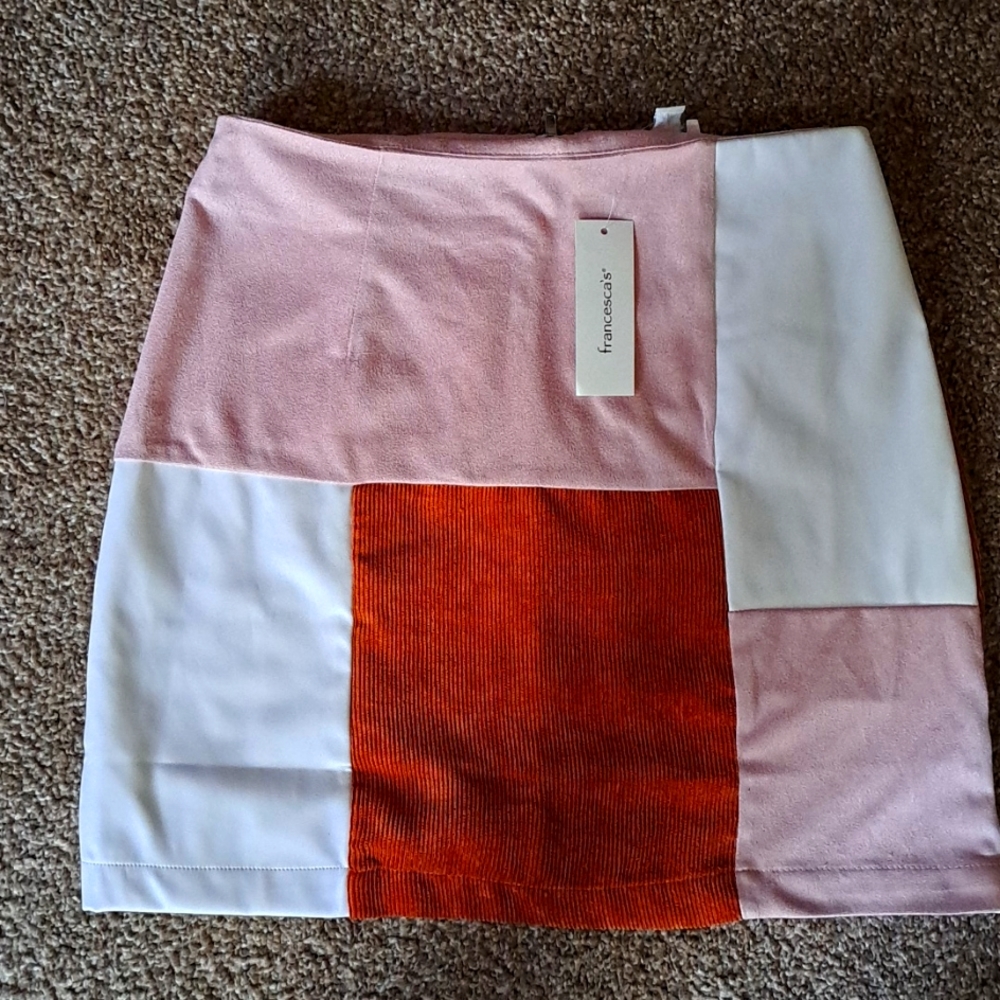 Francesca size S skirt NWT!